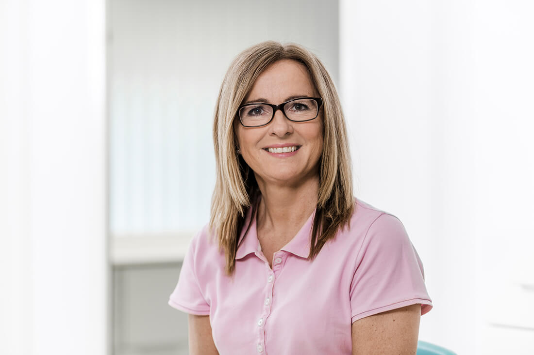 Zahnärztin Neuss – Sarem-Aslani – Team – Anna Zahnärztin Neuss - Sarem-Aslani - Team - Anna